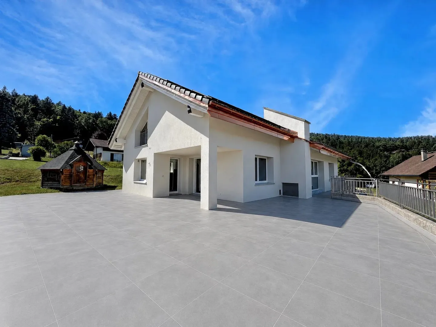Villa 6,5 Zimmer - Foto 1 von 13
