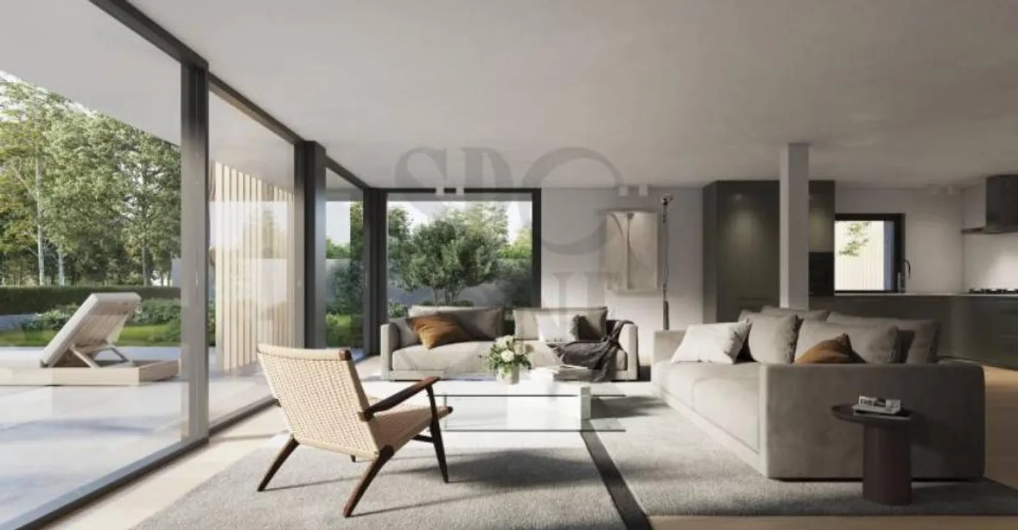 Luxury Villas in Prime Location - Photo 2 of 6