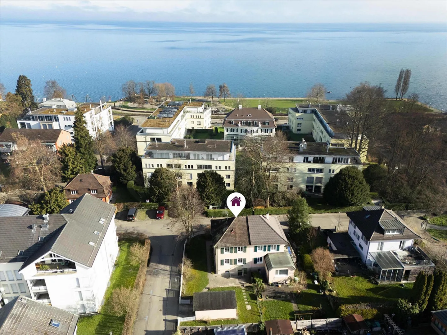 Maison jumelée avec grand jardin - Photo 4 sur 10