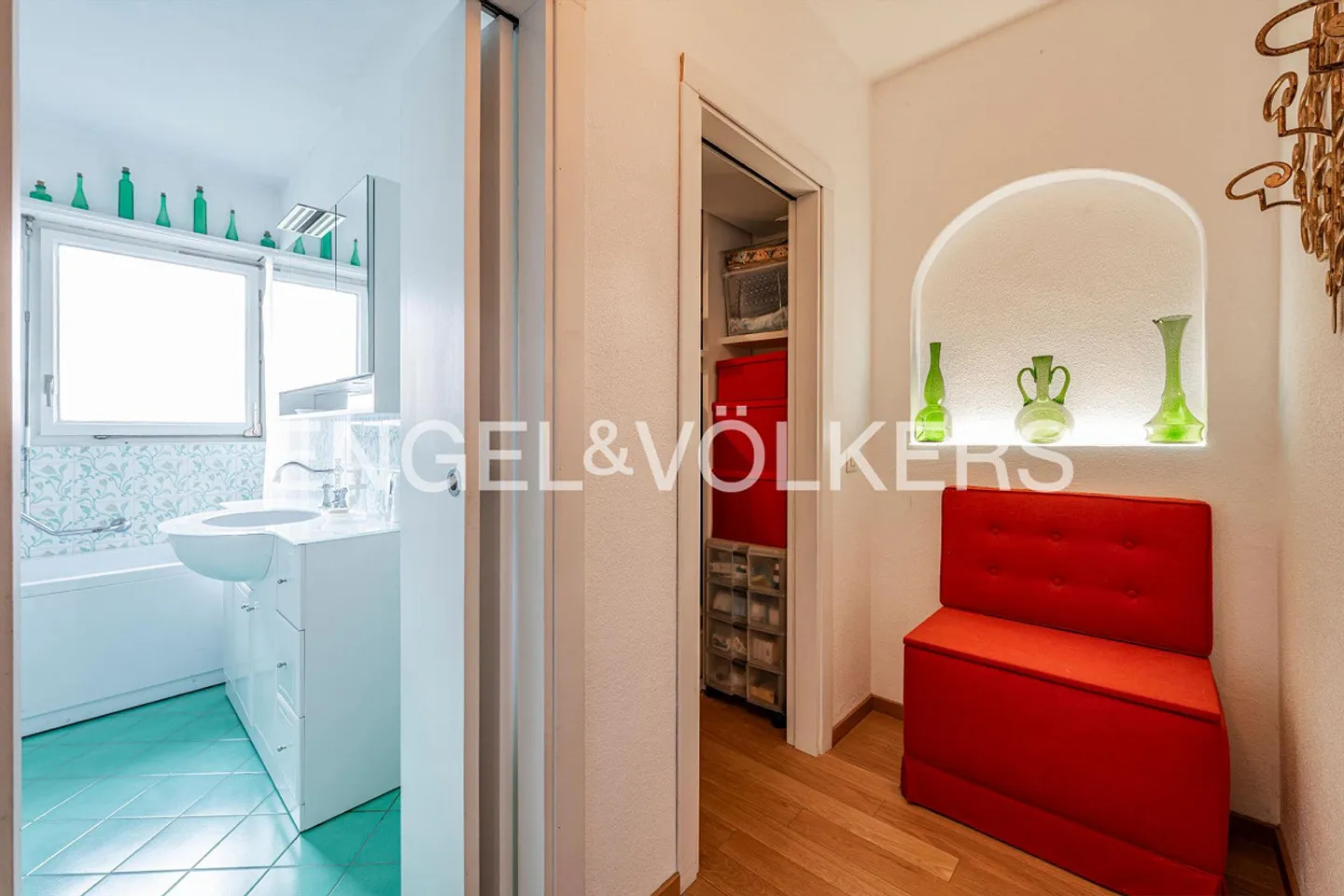 Charmante Wohnung mit Seeblick - Foto 8 von 8