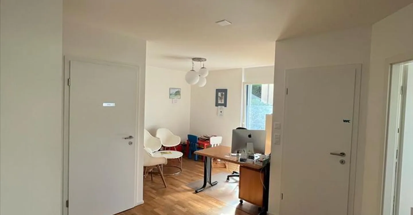 Immeuble mixte à louer - Photo 5 sur 8