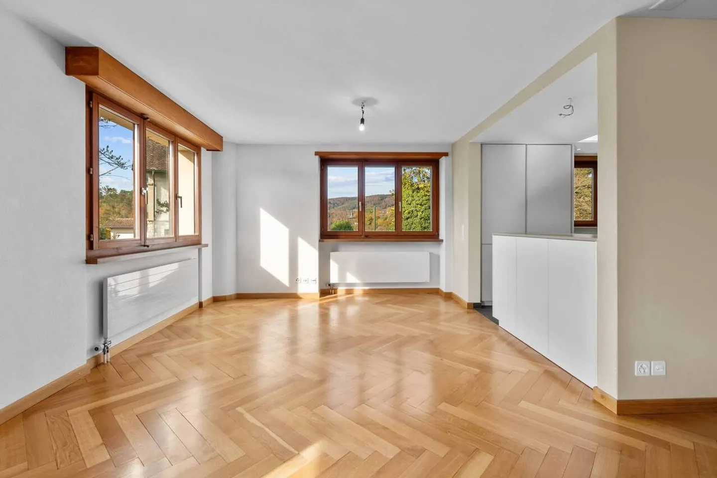 Maisonette apartment with fireplace, garden seating area and 2 outdoor parking spaces! - Photo 2 of 17