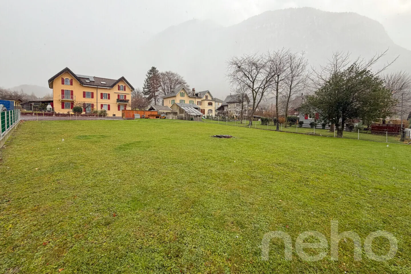 Esclusivo: Casa a schiera con due appartamenti - Foto 2 di 10