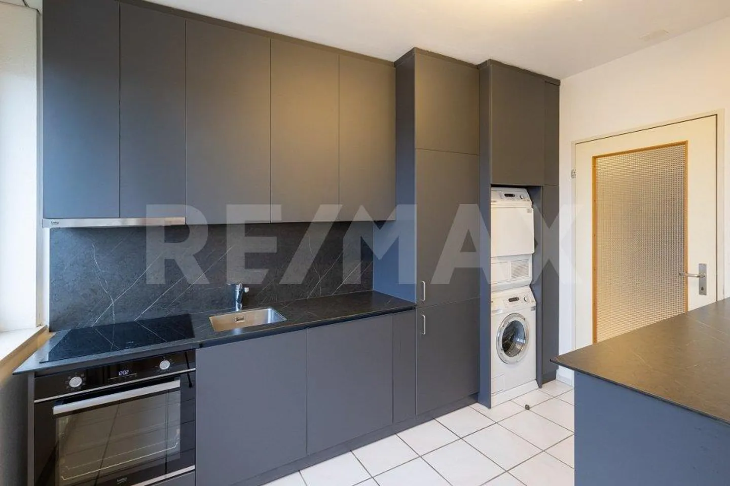 Appartamento 2.5 stanze nel cuore di Pratteln - Foto 7 di 13