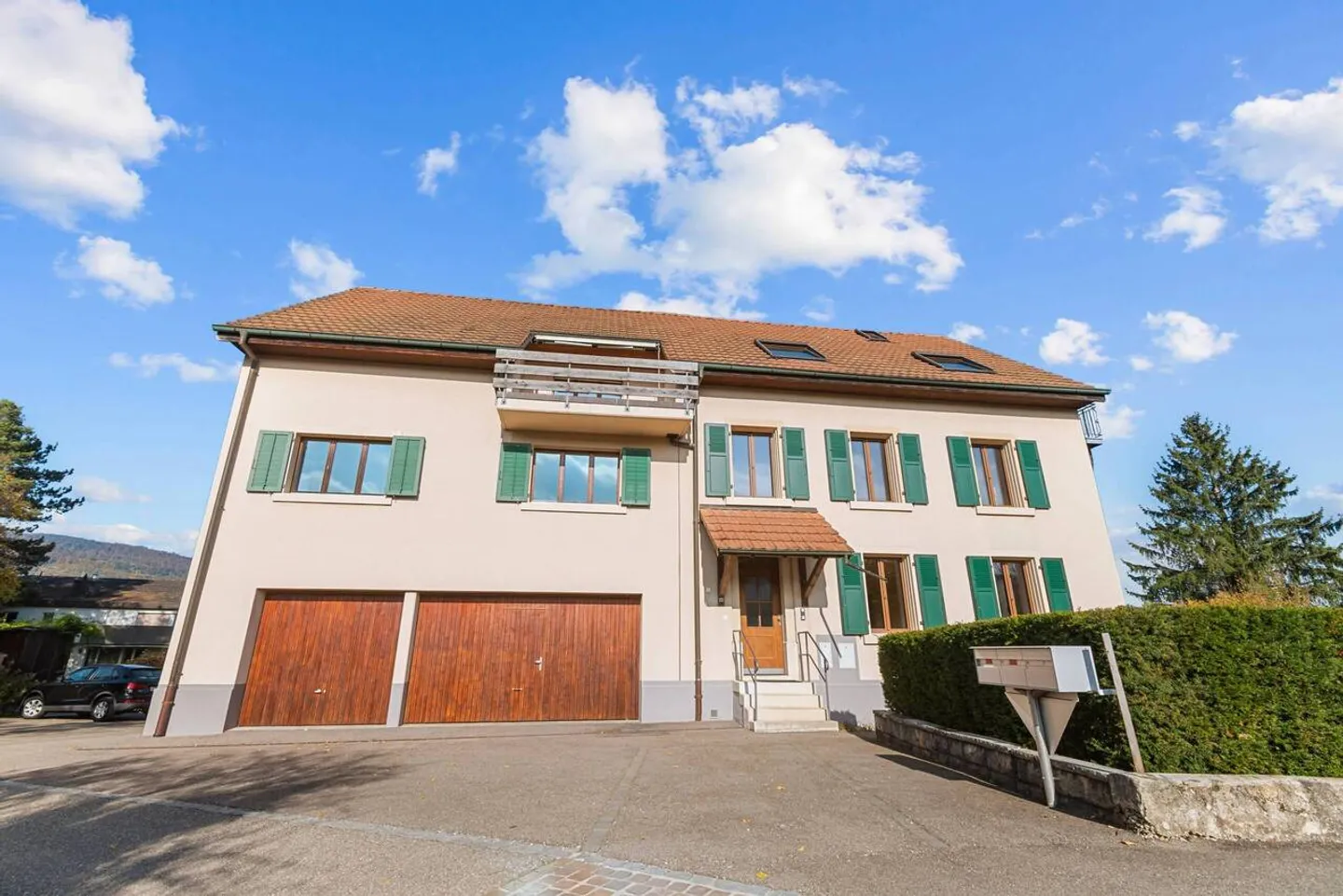 Maisonette apartment with fireplace, garden seating area and 2 outdoor parking spaces! - Photo 17 of 17