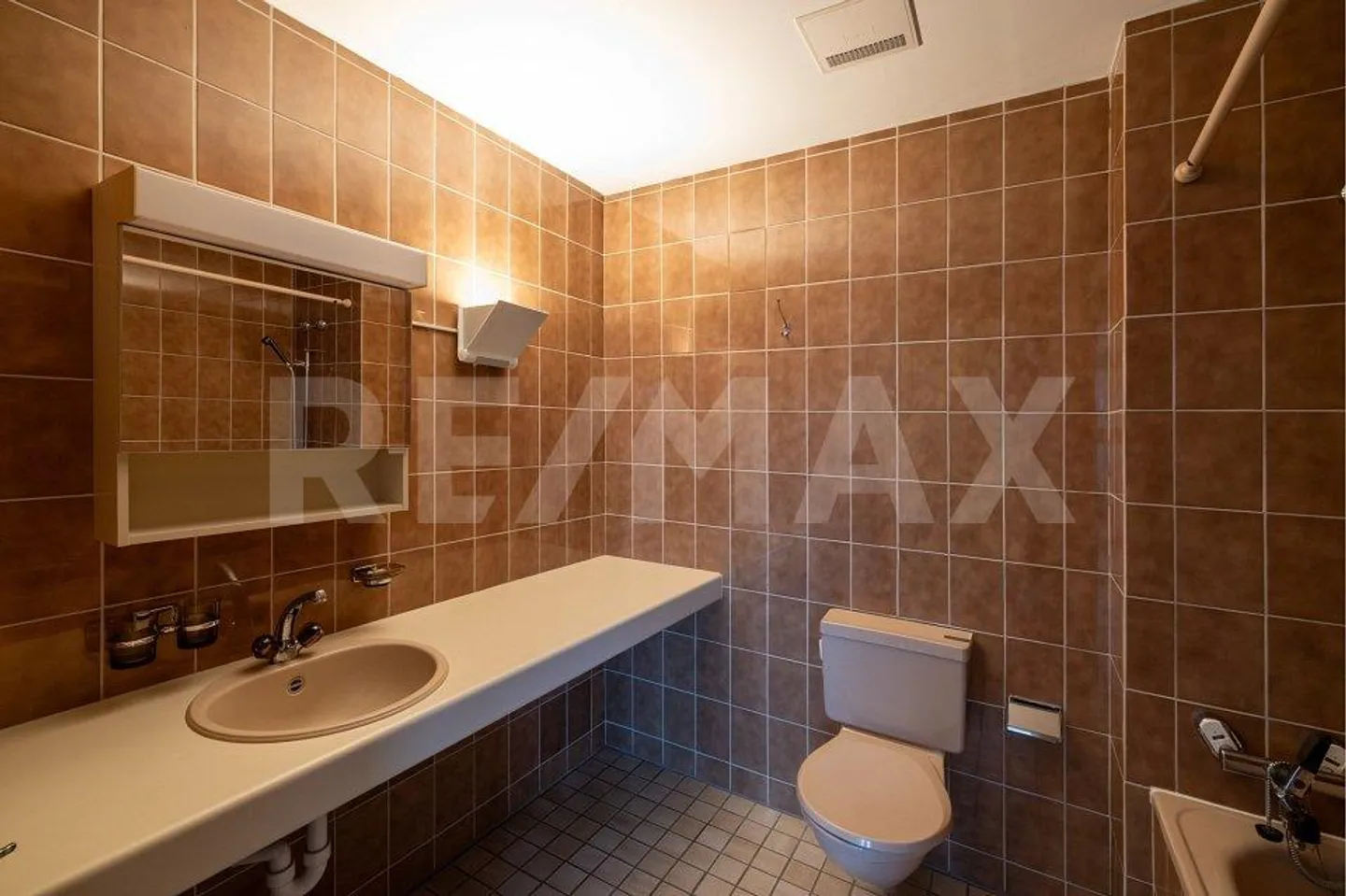 Appartamento 2.5 stanze nel cuore di Pratteln - Foto 13 di 13