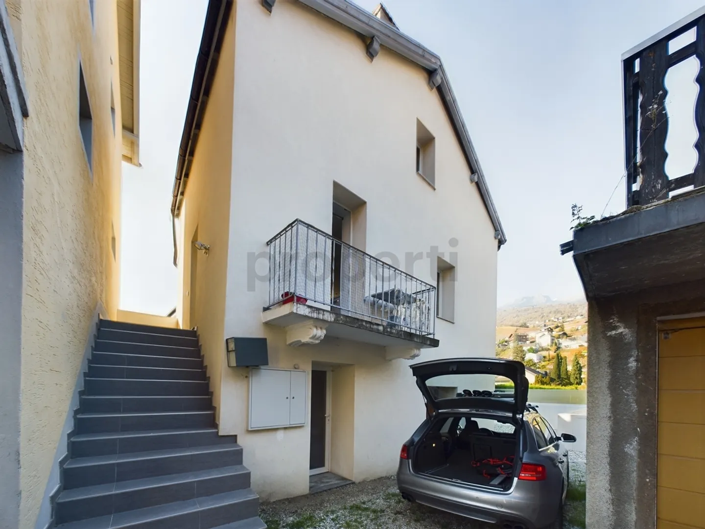 Charmantes Einfamilienhaus mit 3,5 Zimmern in Sierre - ideal als Ferienhaus oder Zweitwohnsitz - Foto 7 von 8