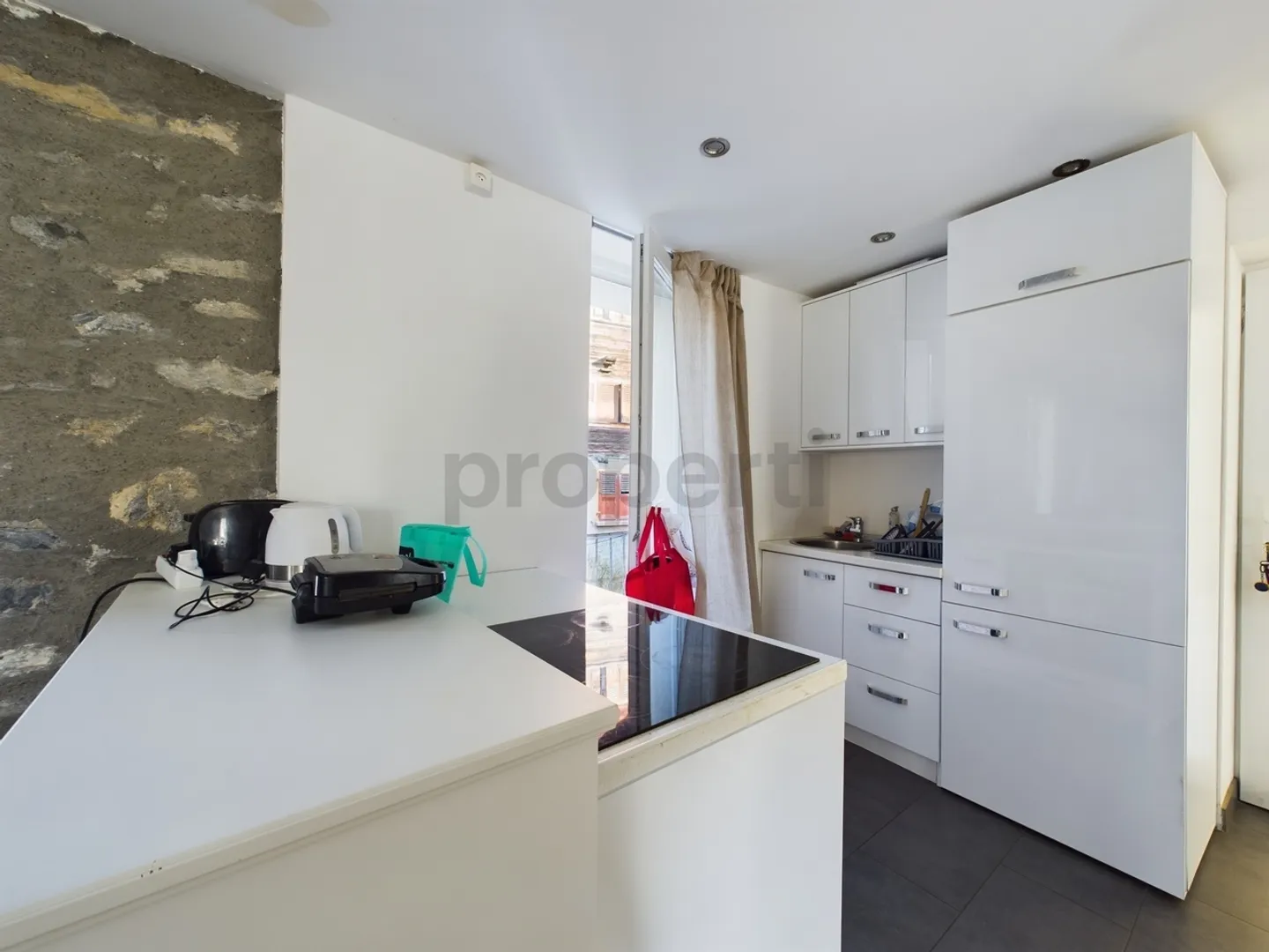 Charmantes Einfamilienhaus mit 3,5 Zimmern in Sierre - ideal als Ferienhaus oder Zweitwohnsitz - Foto 5 von 8