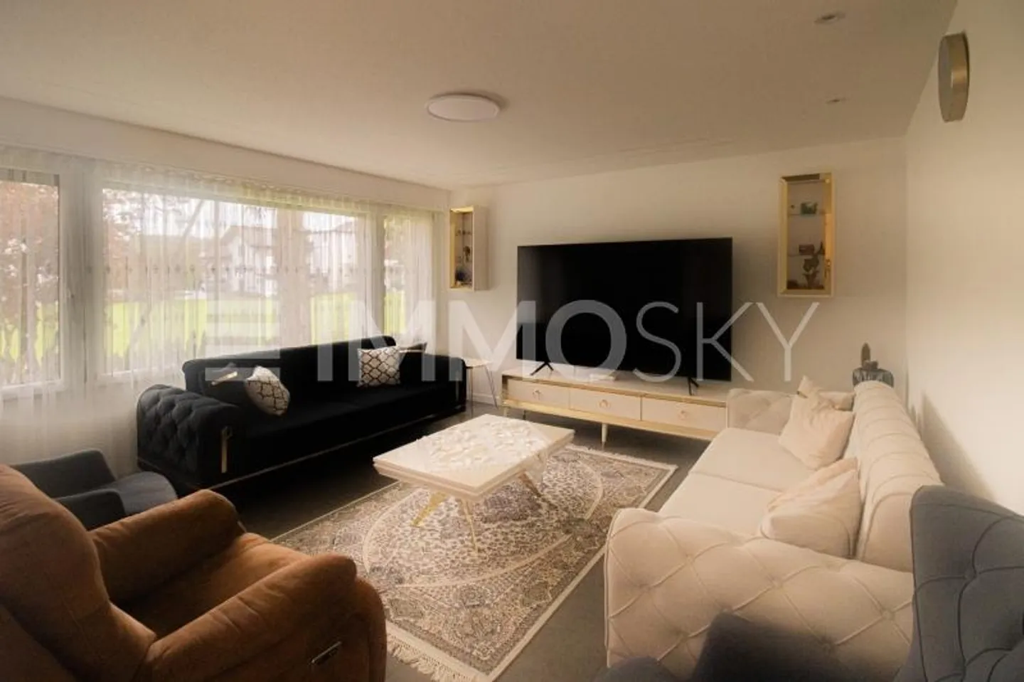 Green around the house, peace in the heart, modern in style - Photo 2 of 8