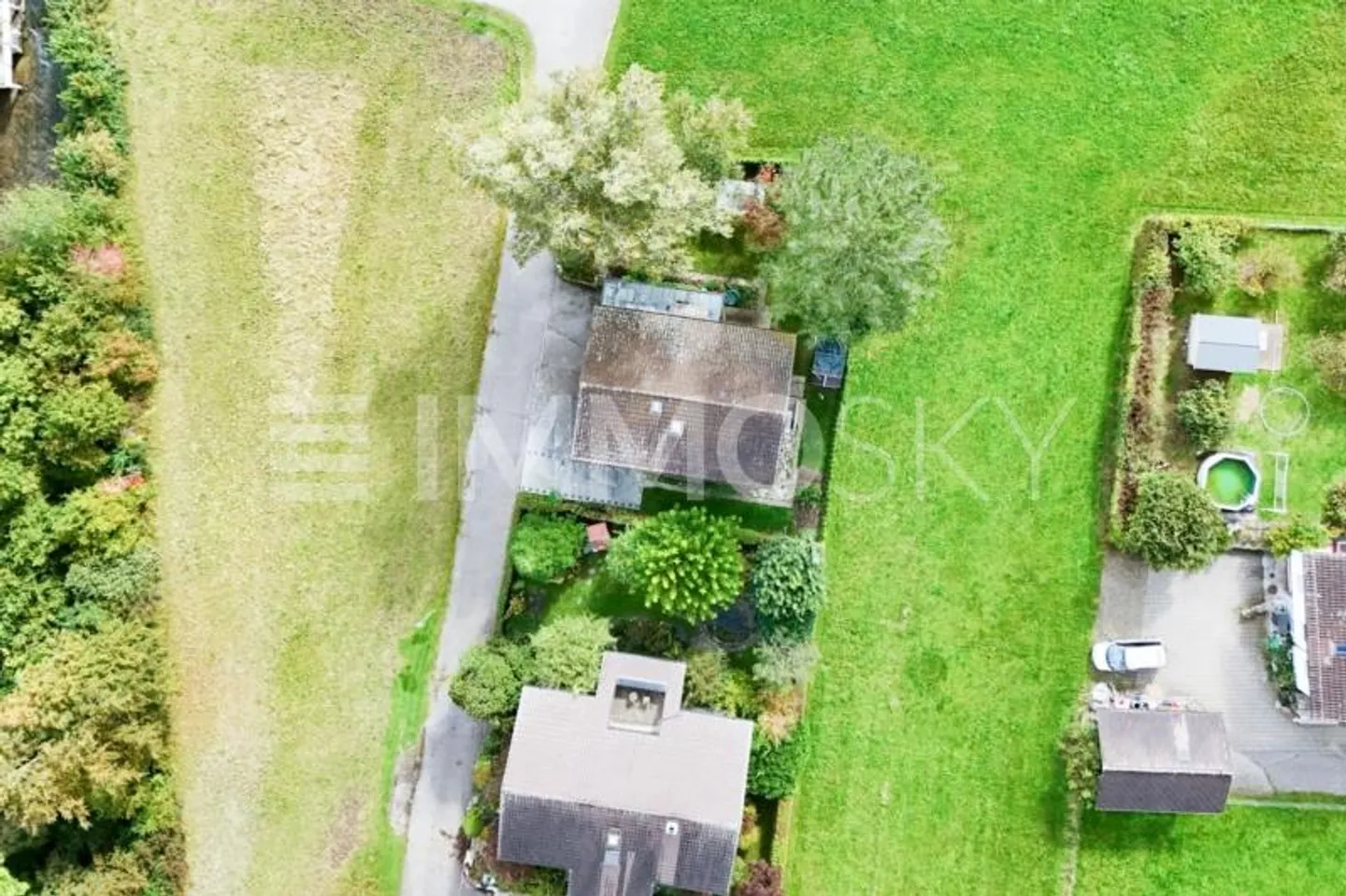 Green around the house, peace in the heart, modern in style - Photo 5 of 8