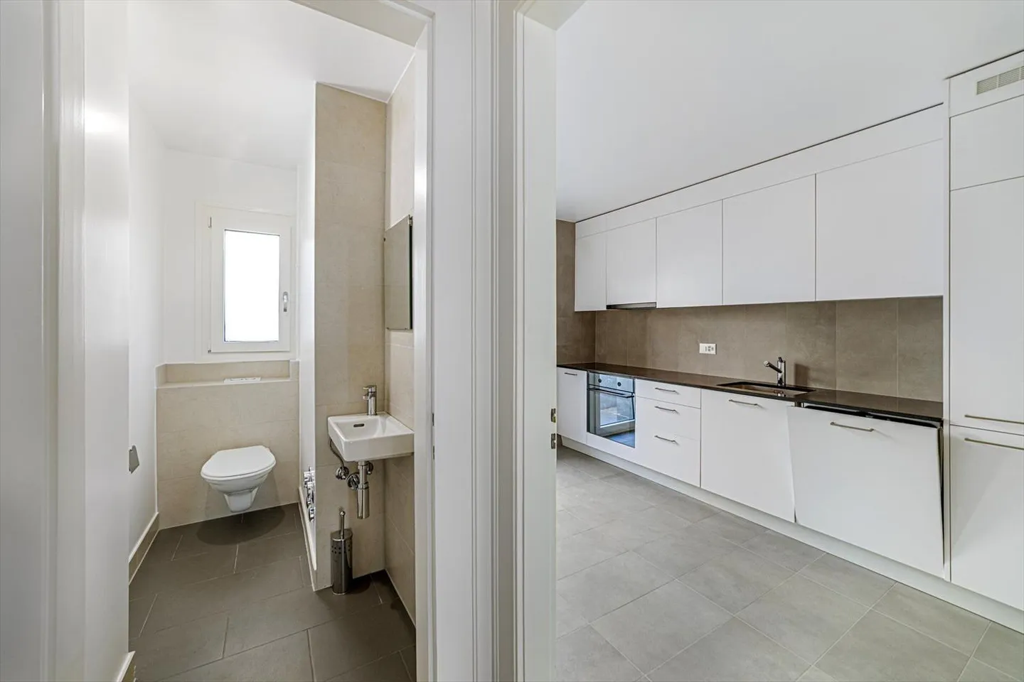 Bel-Air Place, magnificent renovated offices - Photo 10 of 12