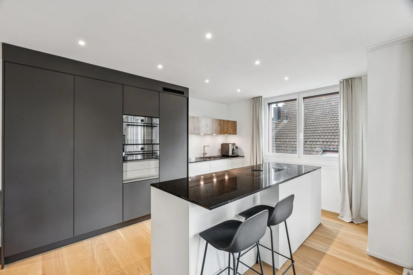 Modern und zentral - 3.5-Zimmer-Wohnung inklusiv Hobbyraum in gepfl... - Photo 5 sur 13