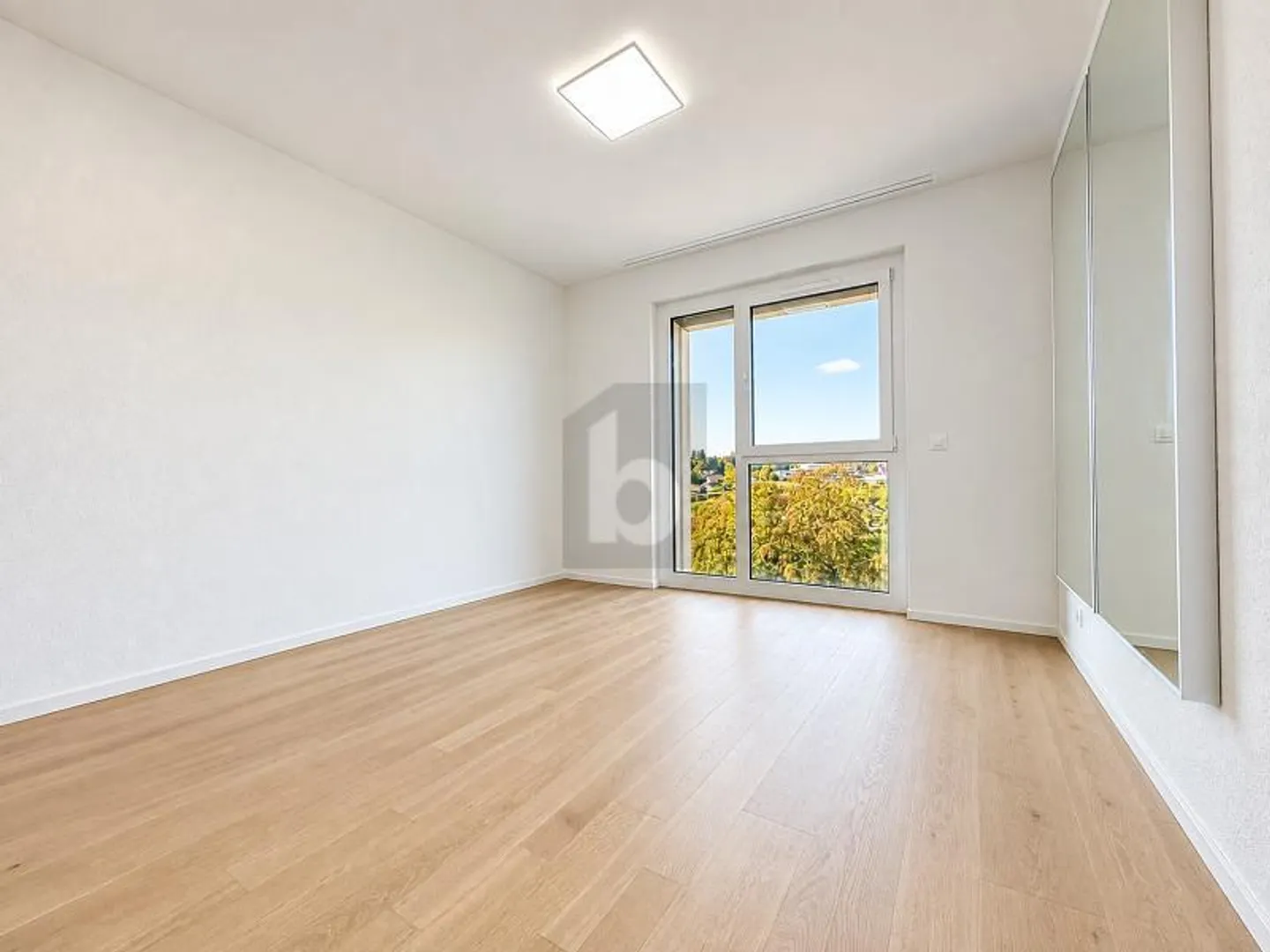 LIVING WITH A CLEAR VIEW - Photo 1 of 4