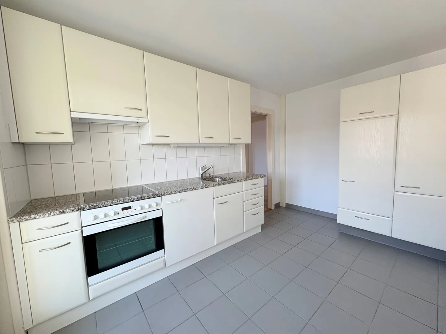 Appartamento in affitto - Foto 3 di 8