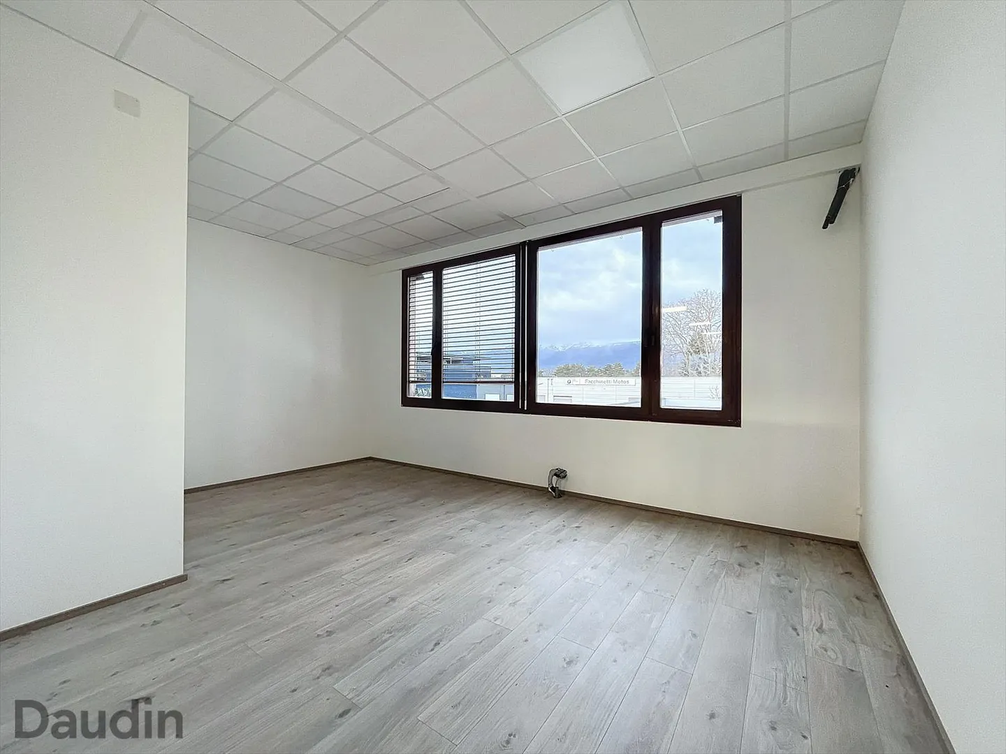 Premises of approximately 174m2 in Meyrin - Photo 4 of 4