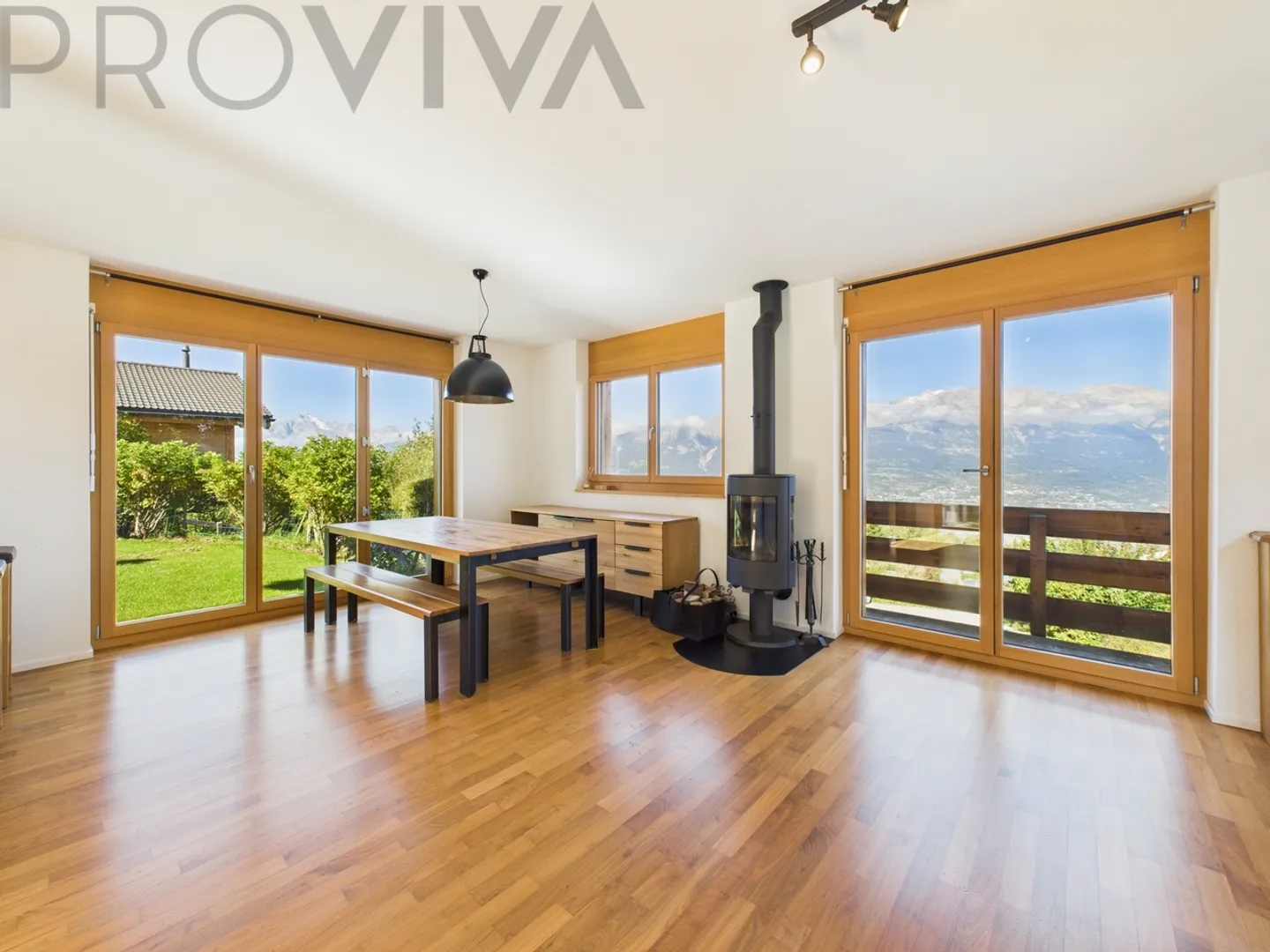 Chalet esclusivo con giardino, bagno nordico e vista da sogno - Foto 3 di 8
