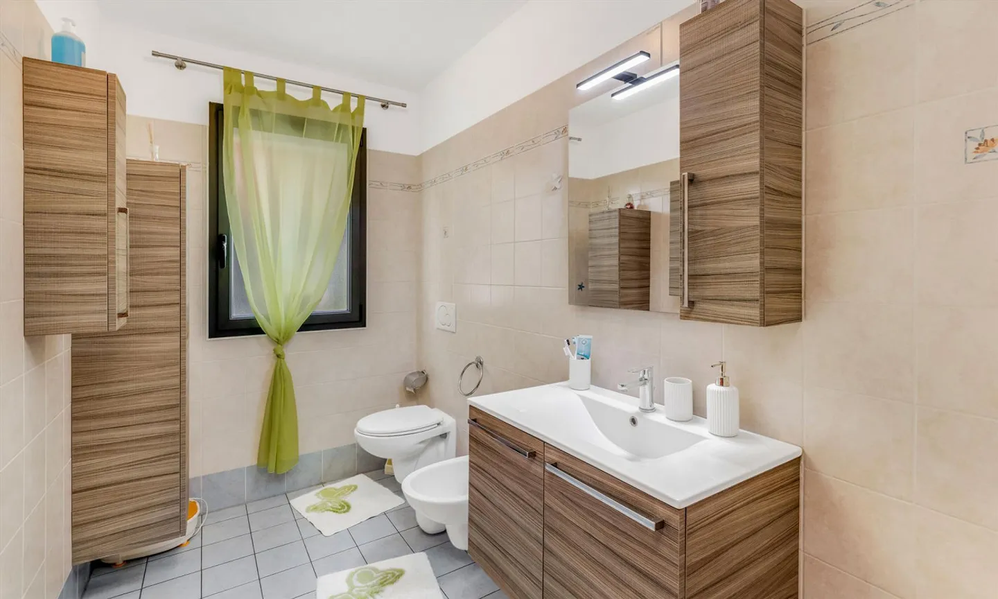 House with 4.5 rooms, garden and hobby room in Mendrisio - Photo 5 of 8