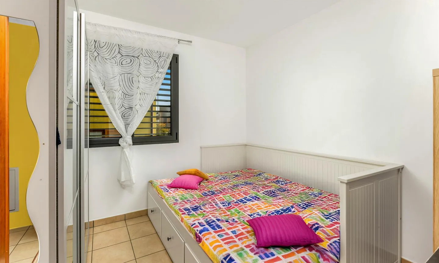 House with 4.5 rooms, garden and hobby room in Mendrisio - Photo 7 of 8