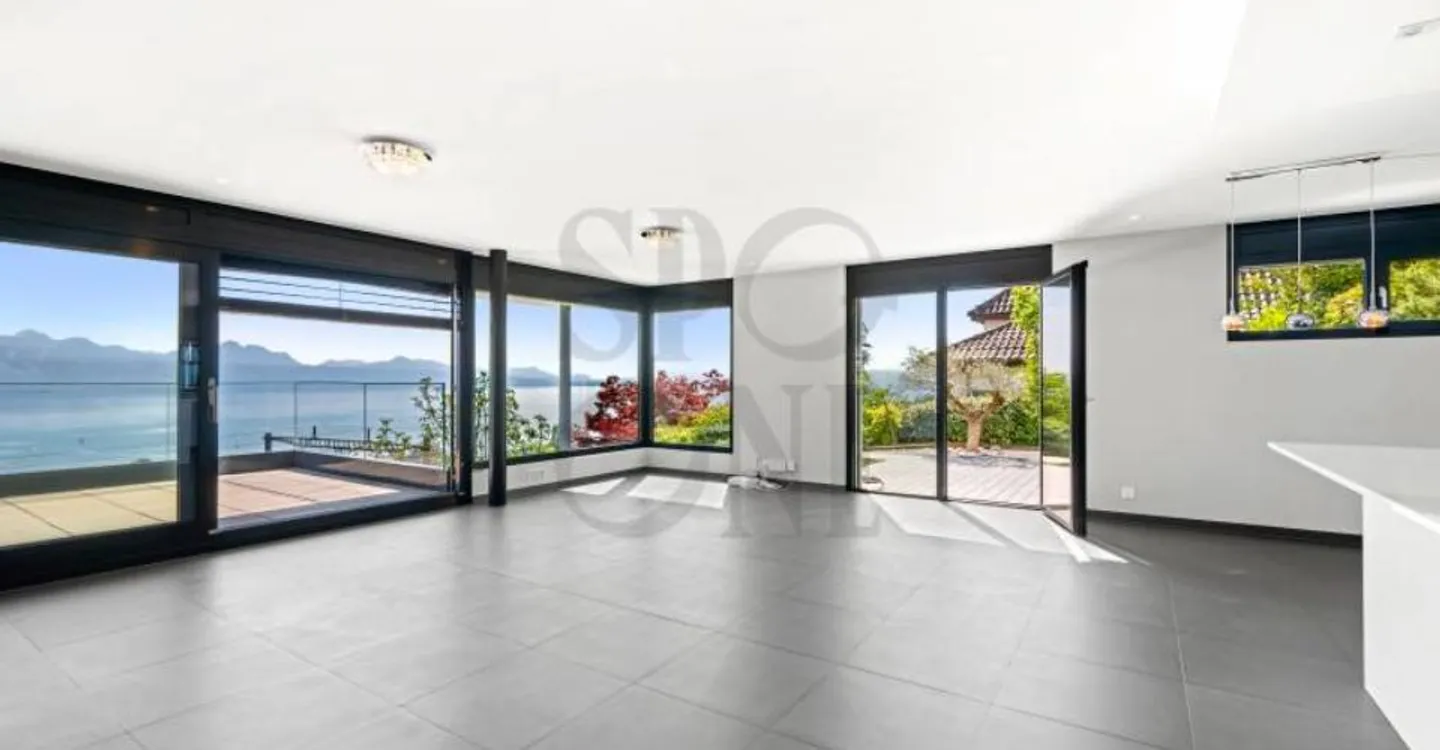 Architectural villa with panoramic view in the heart of Lavaux - Photo 2 of 12