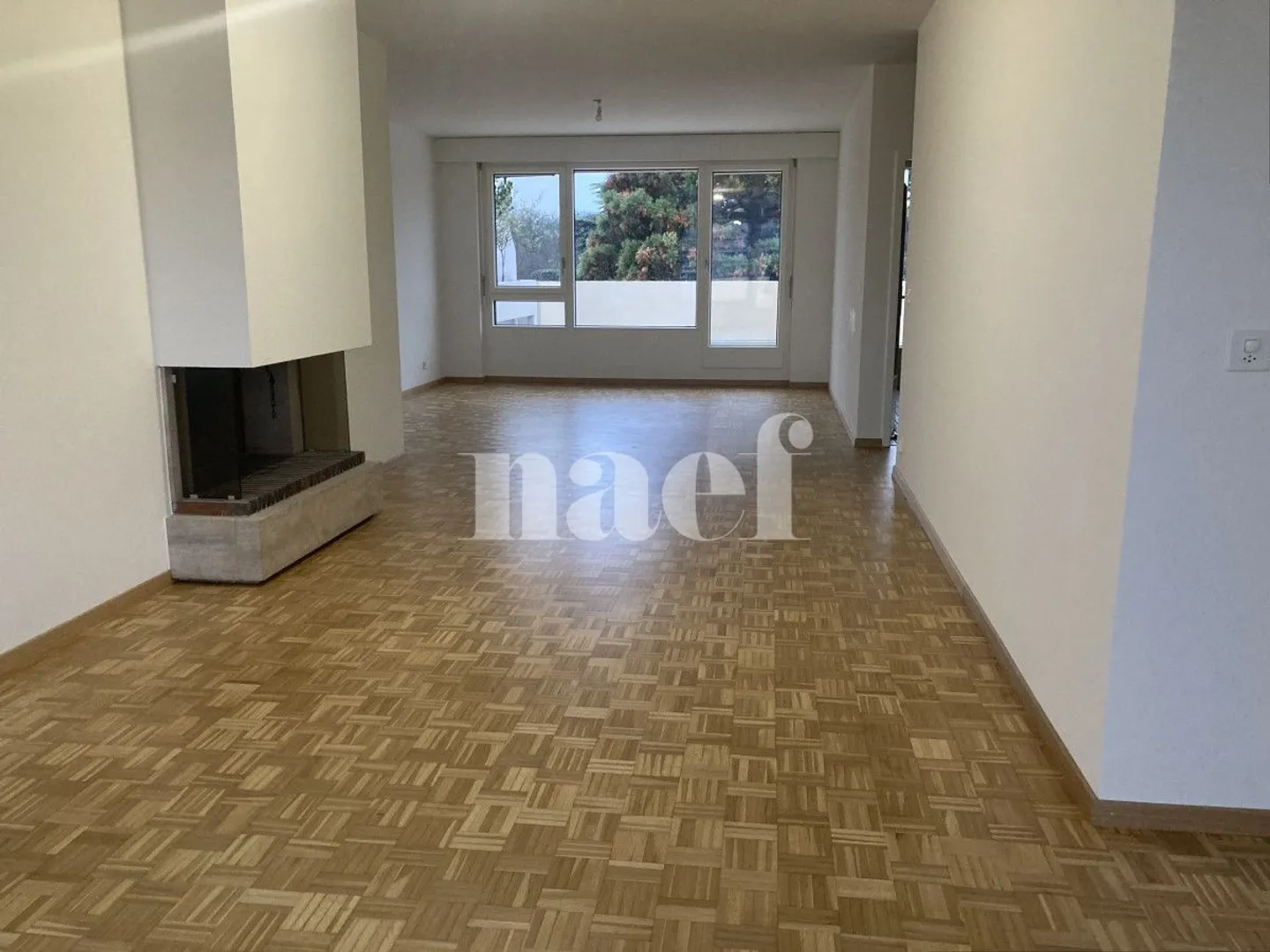 Appartement 6 pièces - Photo 2 sur 9