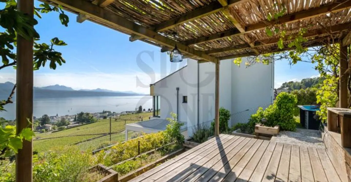 Architectural villa with panoramic view in the heart of Lavaux - Photo 11 of 12