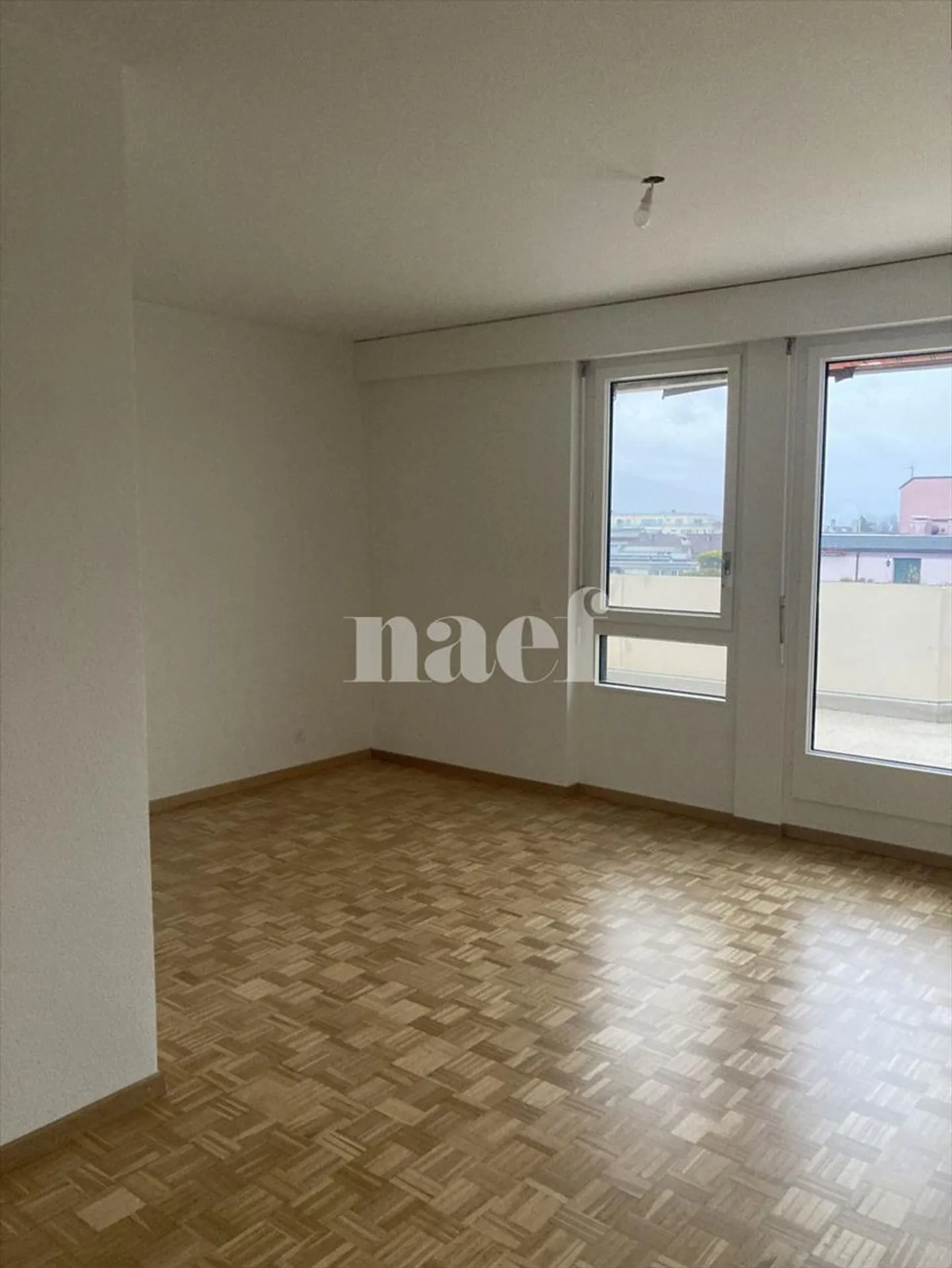 Appartement 6 pièces - Photo 8 sur 9