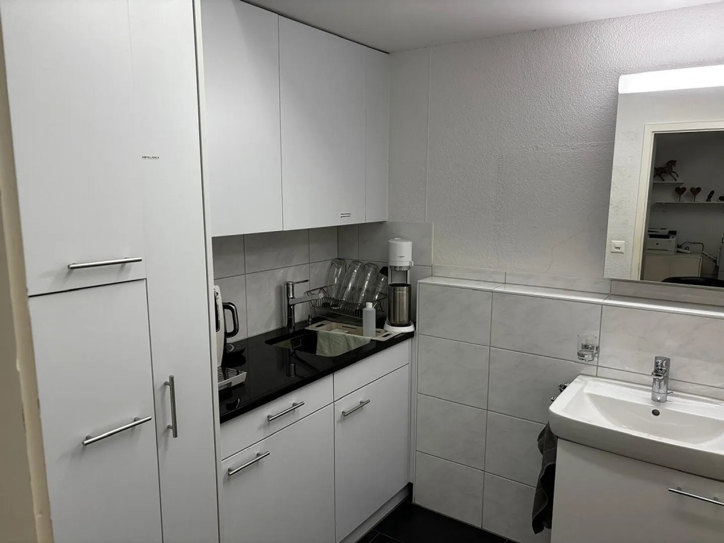 Vielseitige Gewerbefläche - Foto 6 von 9