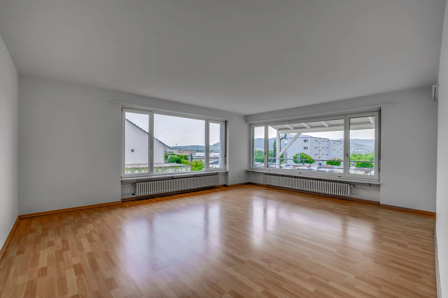 Single-family house with garden - Photo 3 of 14