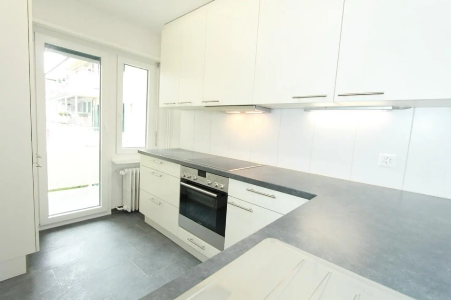 Apartment for rent in the heart of Pratteln - Photo 2 of 5