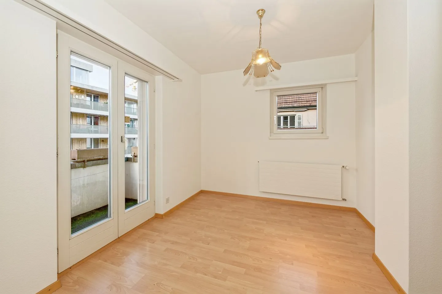 Bestandesliegenschaft mit vielseitigem Baupotenzial an bevorzugter Lage in Zürich-Affoltern - Foto 6 von 12