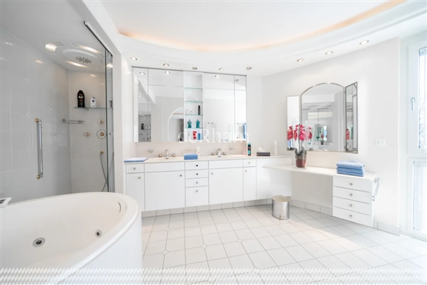 Appartement de 264 m2 PSA
Bourg de Lutry - Première Promenade du Lac - Photo 12 sur 17