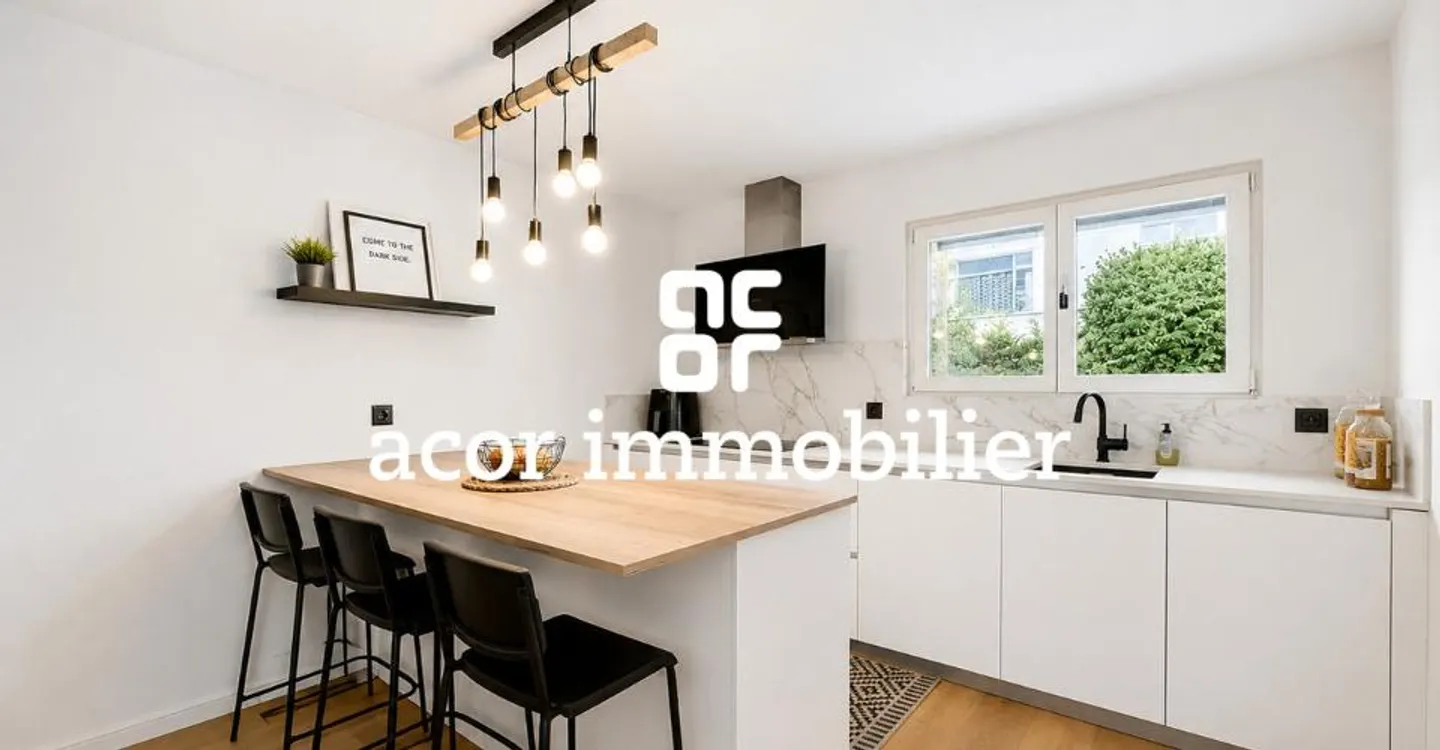 Duplex 4.5 rooms of 135 m² - Renovated in 2022 with exterior - Photo 2 of 6