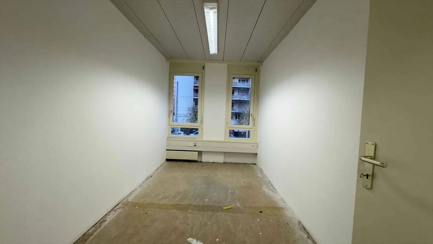 Bureau 9 pièces - Photo 4 sur 12