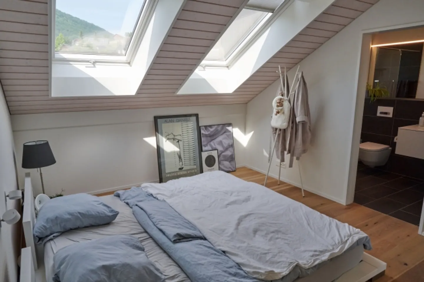 Modern 5.5-room penthouse apartment in Erlinsbach with beautiful terrace where you can enjoy the evening sun - Photo 5 of 11