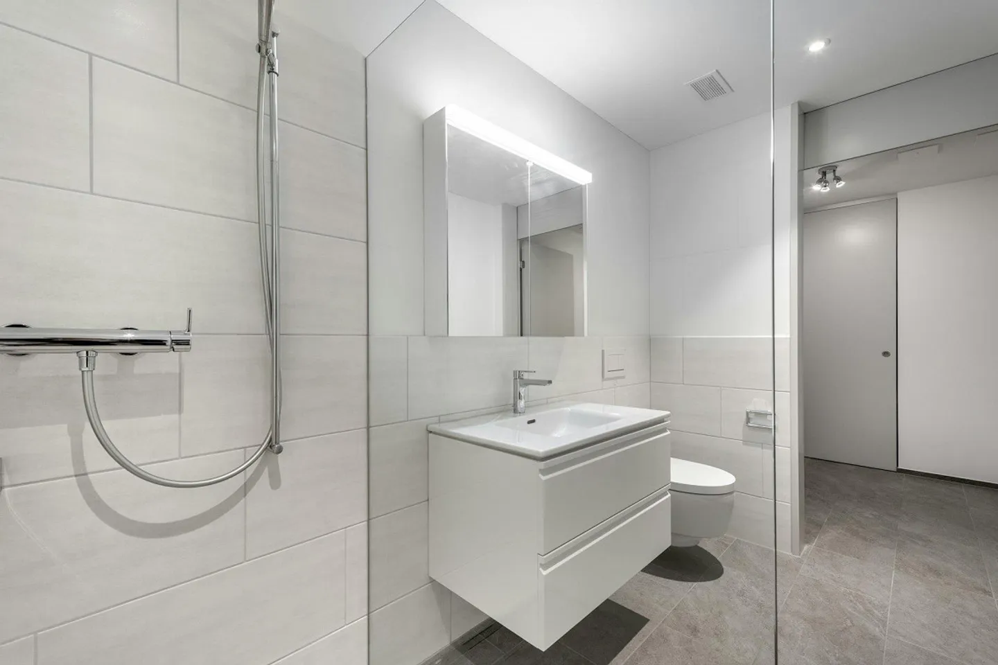 Modernes Apartment in Wetzikon - Foto 8 von 13