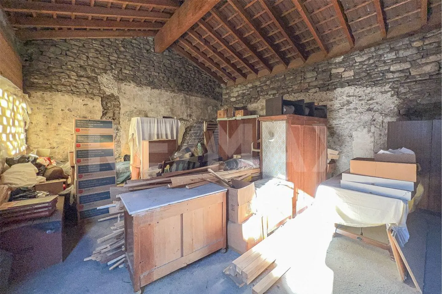 House / barn to renovate - Photo 12 of 13