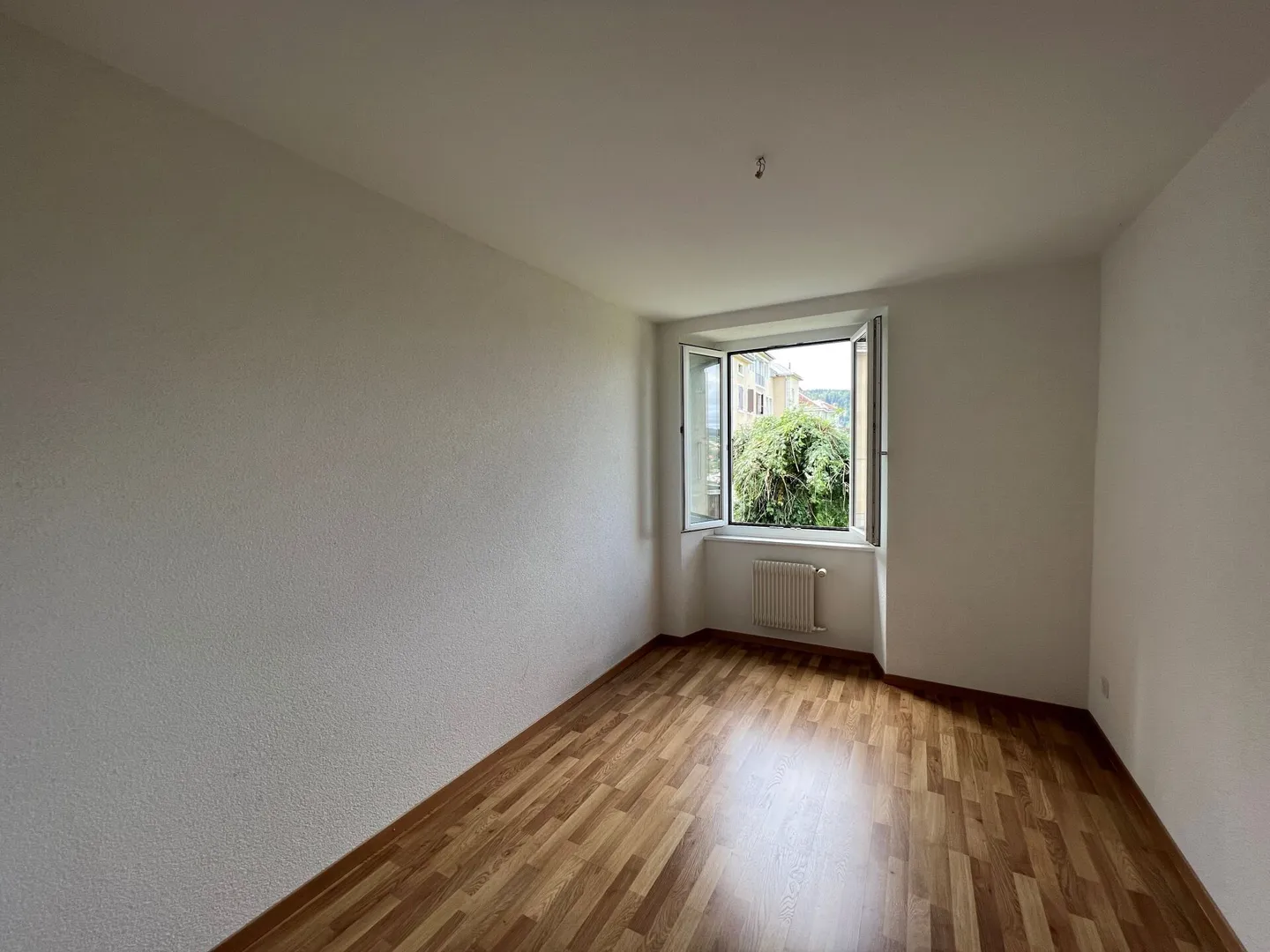 Guinand l'Opticien 2, Les Brenets - Appartamento 3.5 locali al 1° piano con balcone - Foto 5 di 7