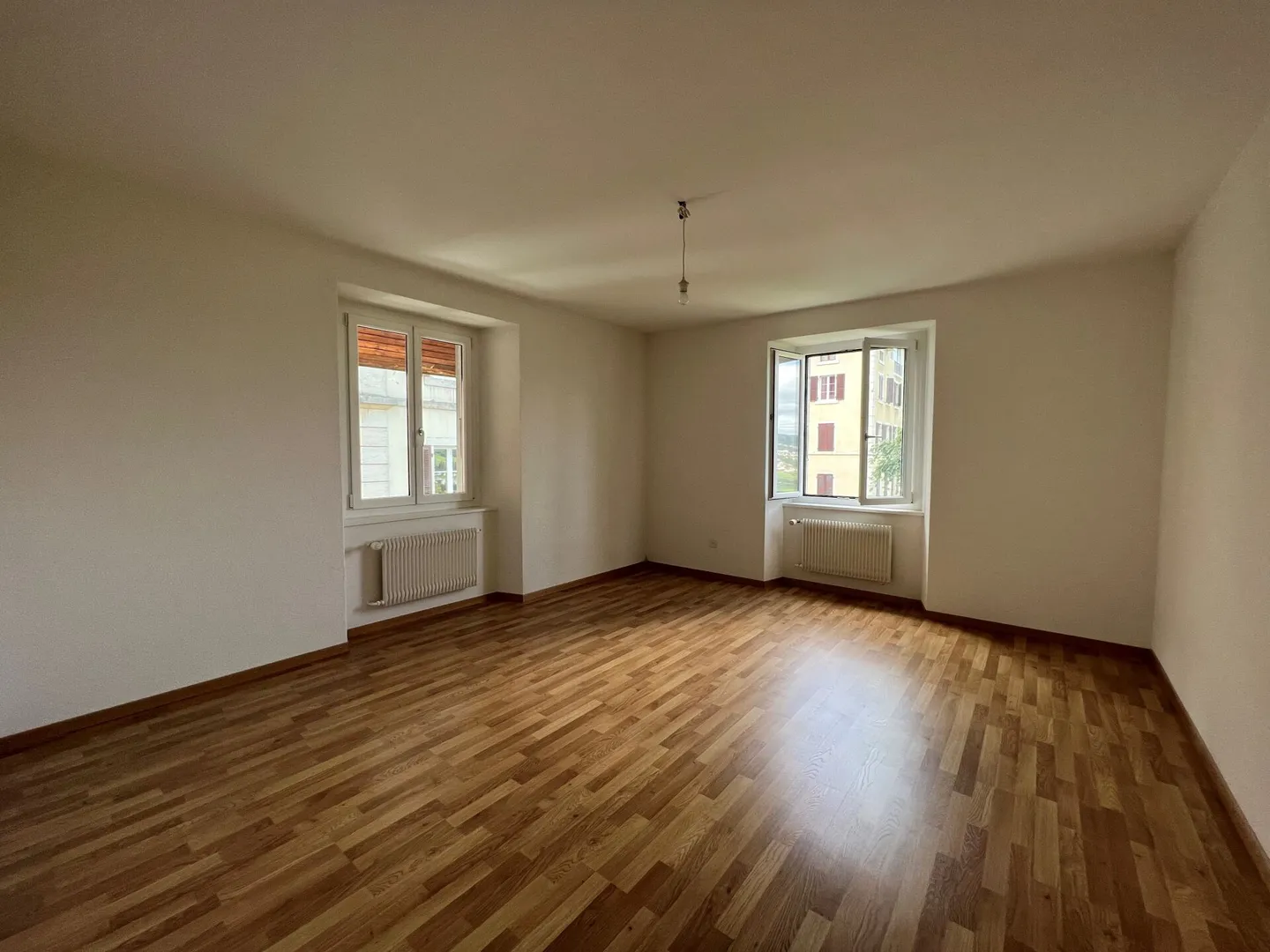 Guinand l'Opticien 2, Les Brenets - Appartamento 3.5 locali al 1° piano con balcone - Foto 4 di 7