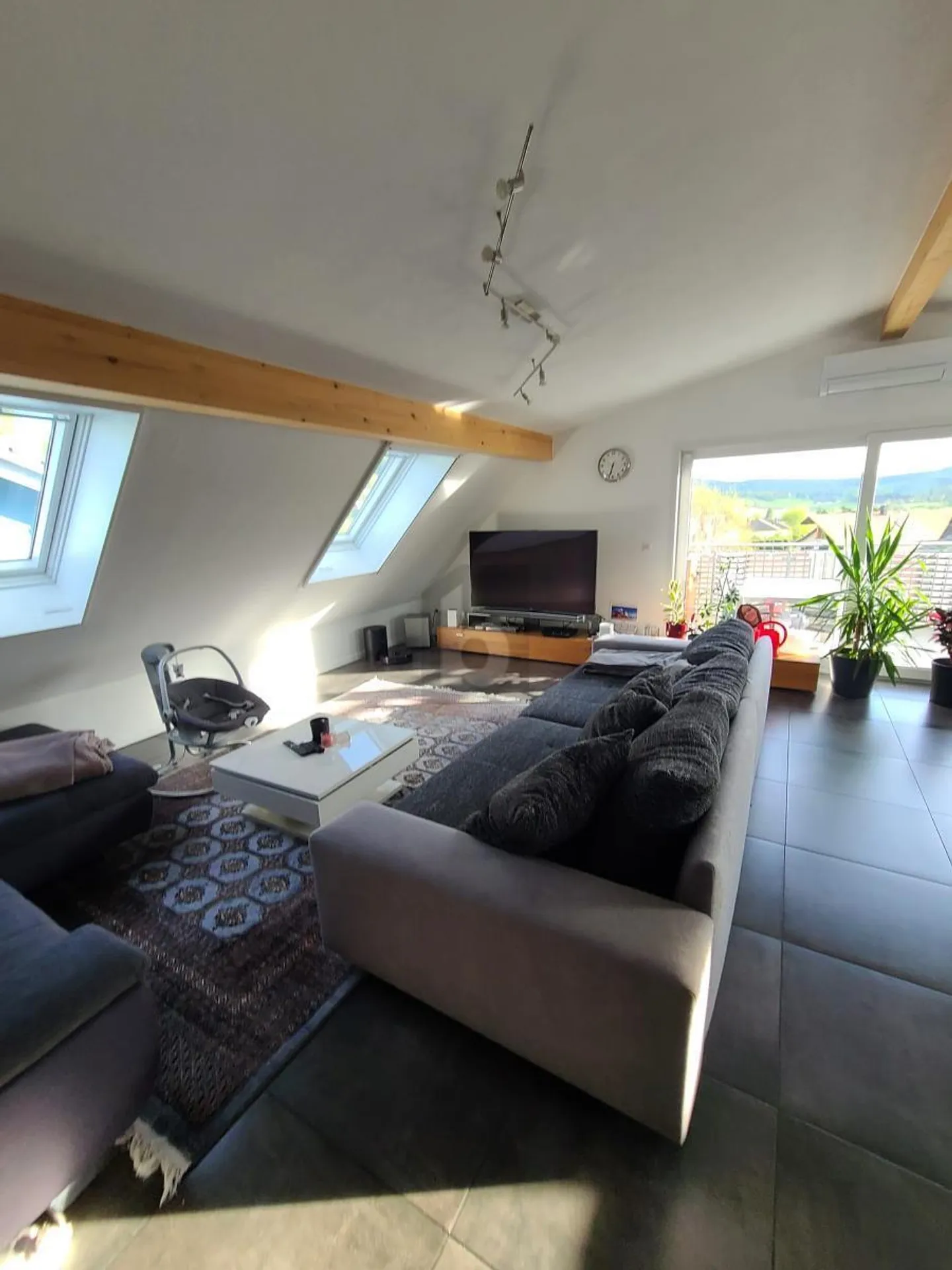 ÉQUIPEMENT SUPÉRIEUR, ENSOLEILLÉ, MODERNE - Photo 5 sur 6