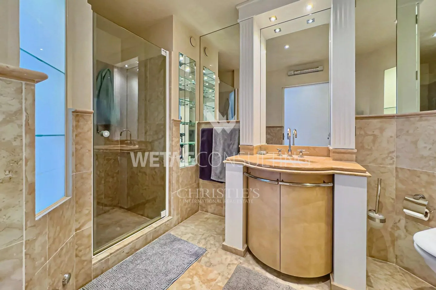 Lugano-Bissone : Appartement avec accès direct au lac, piscine extérieure, mer... - Photo 7 sur 13