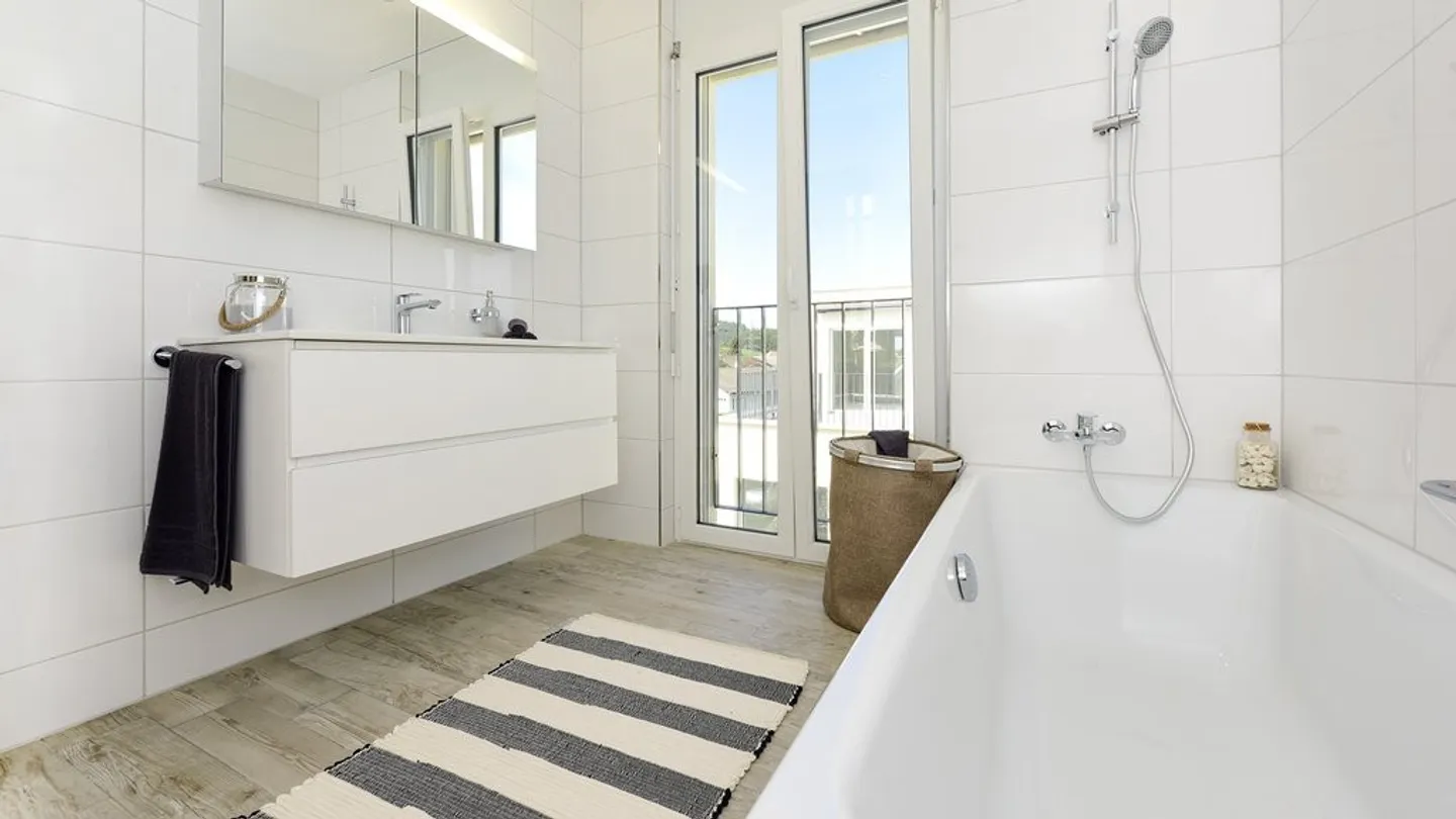 Charming Maisonette Apartment - Photo 6 of 12
