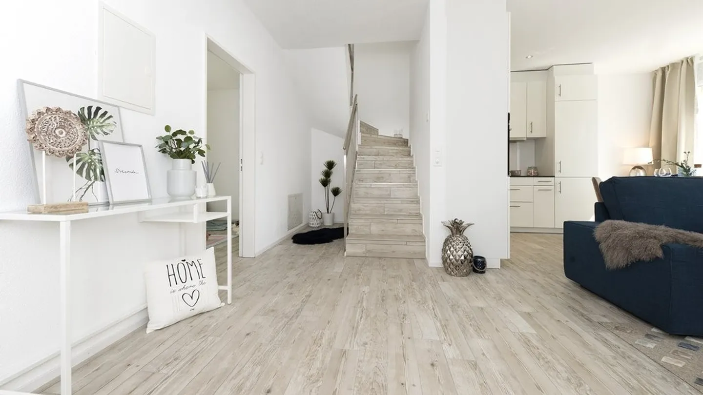 Charming Maisonette Apartment - Photo 11 of 12