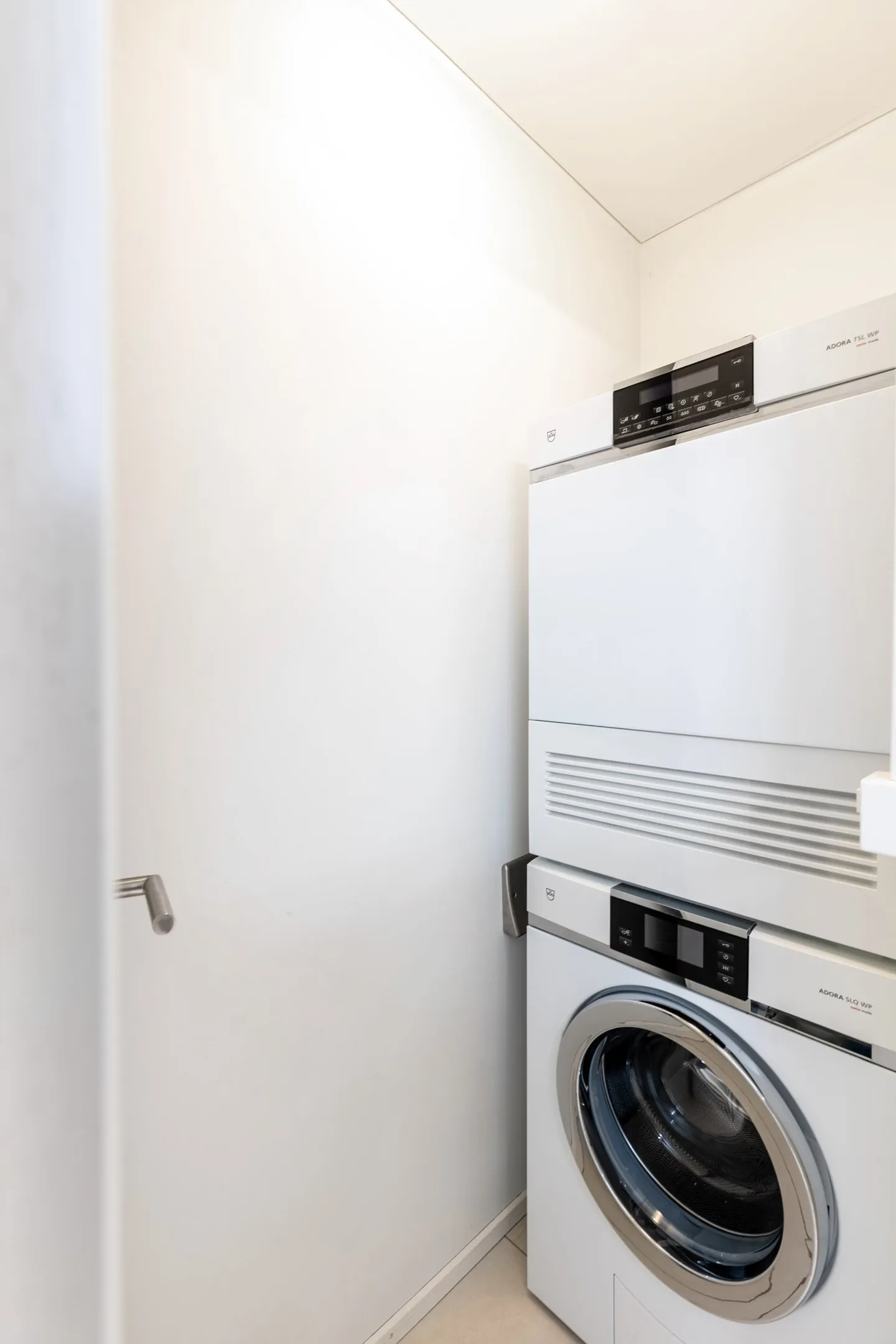 Moderne und lichtdurchflutete 2.5-Zimmer-Wohnung - Foto 6 von 10