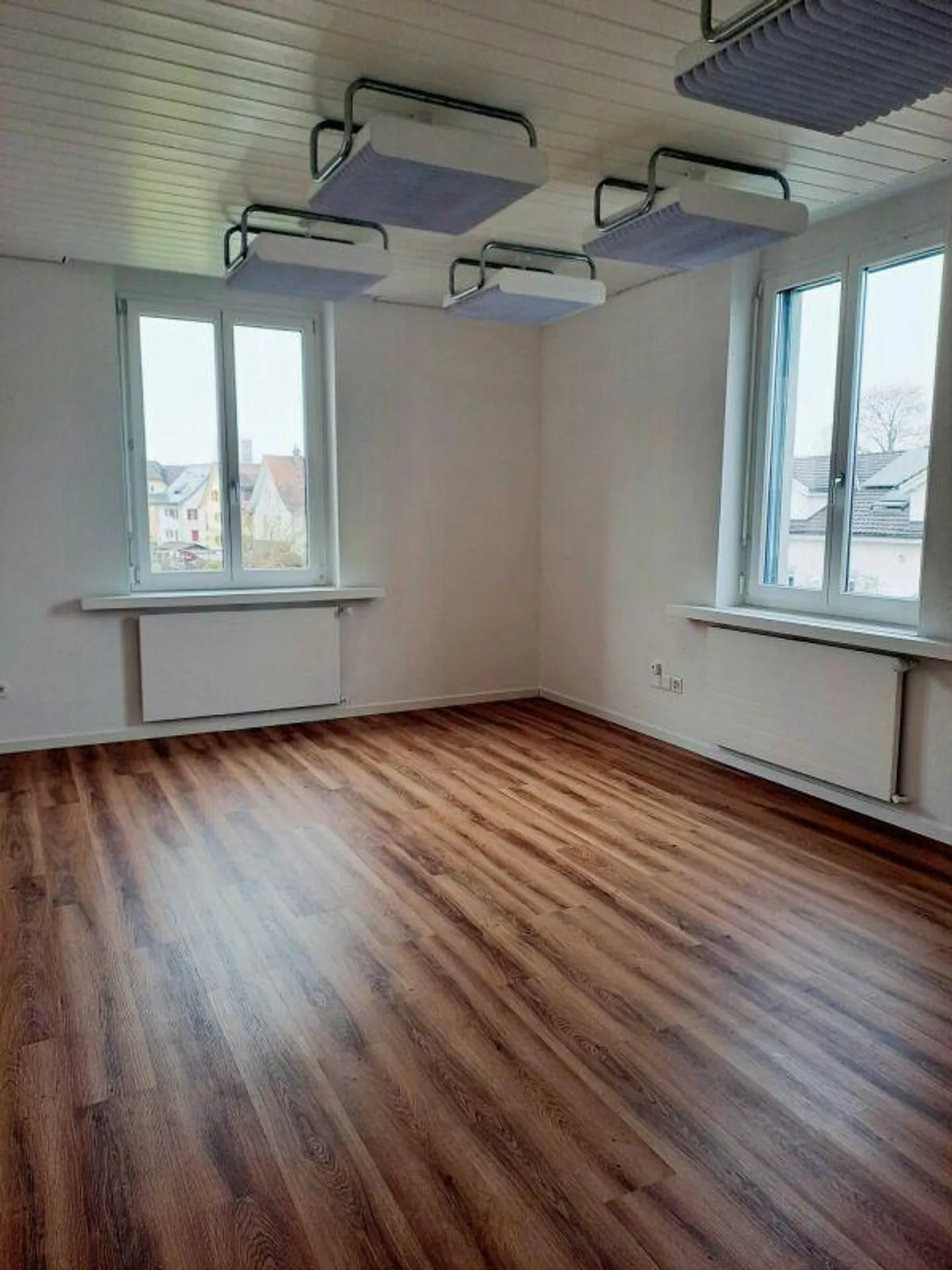 Diverse and Bright Office Spaces Near the City Center - Photo 2 of 8