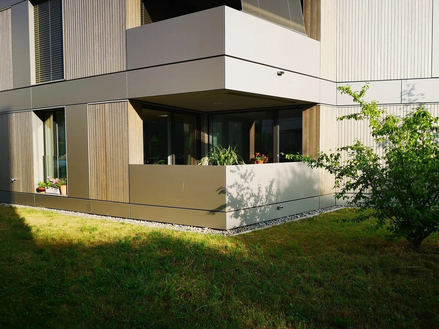 Moderne und lichtdurchflutete 2.5-Zimmer-Wohnung - Foto 8 von 10