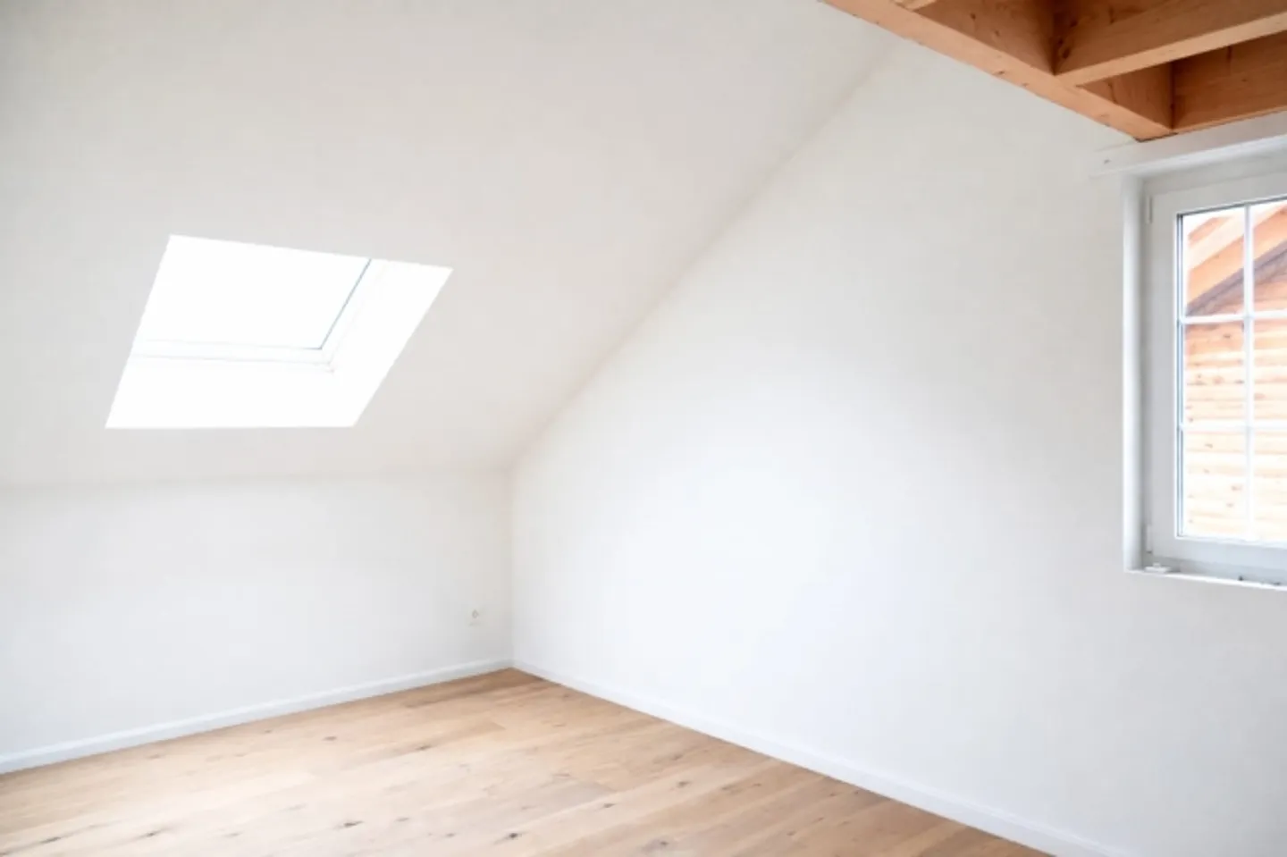 Appartamento attico 4 locali con grande terrazza a Grossdietwil - Foto 4 di 9