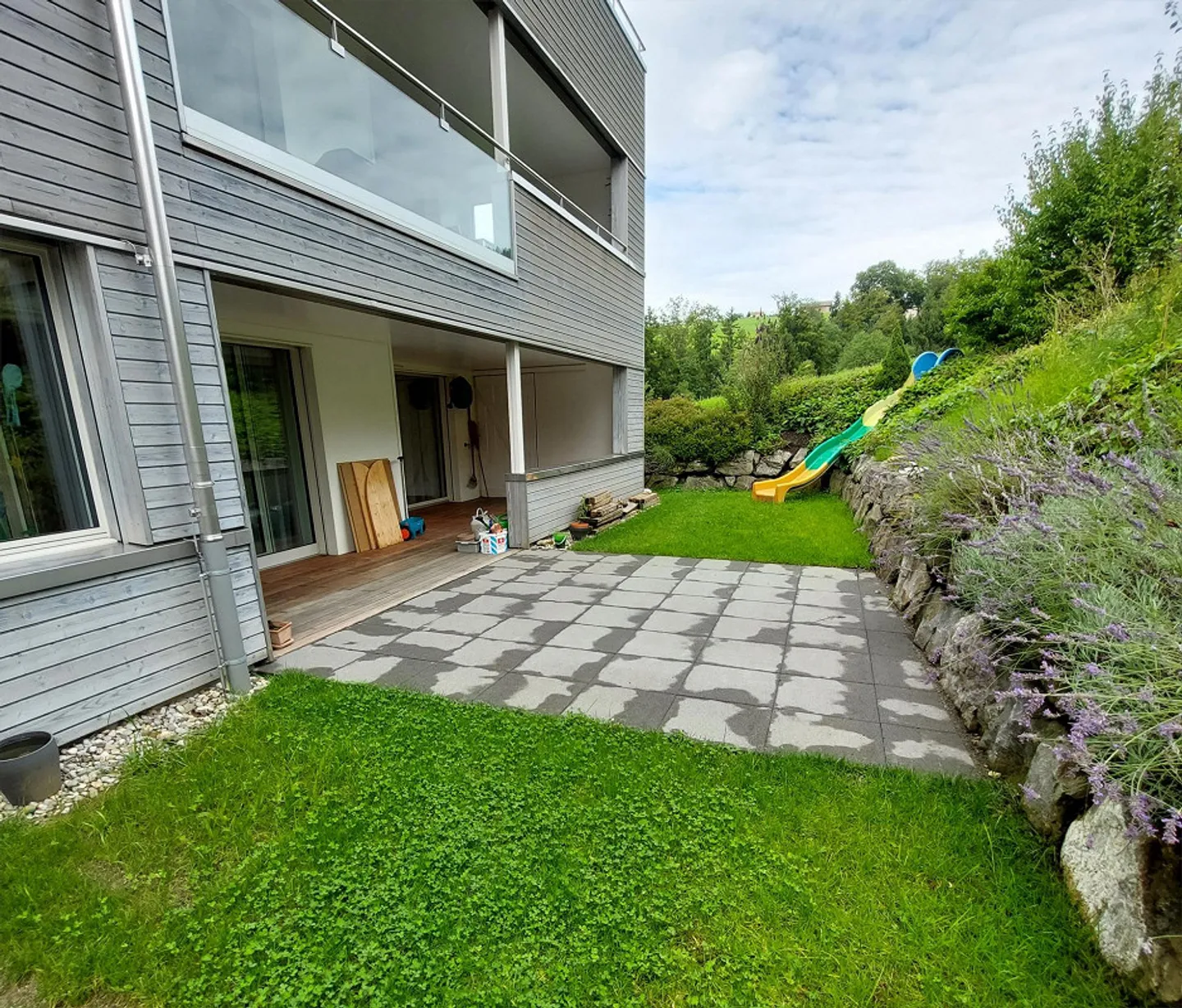 Modern 4.5 Room Apartment in a Quiet Location - Photo 7 of 8