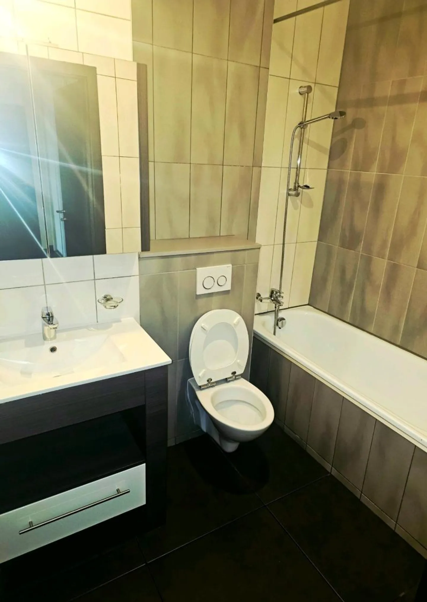 4.5 Room Apartment - Photo 3 of 4