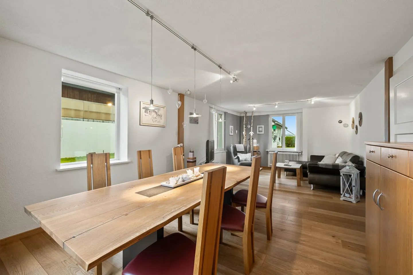 ERSCHWINGLICHES HAUS IN BUCHS & 8211; GEPFLEGT & SMART GELEGEN - Foto 4 von 5