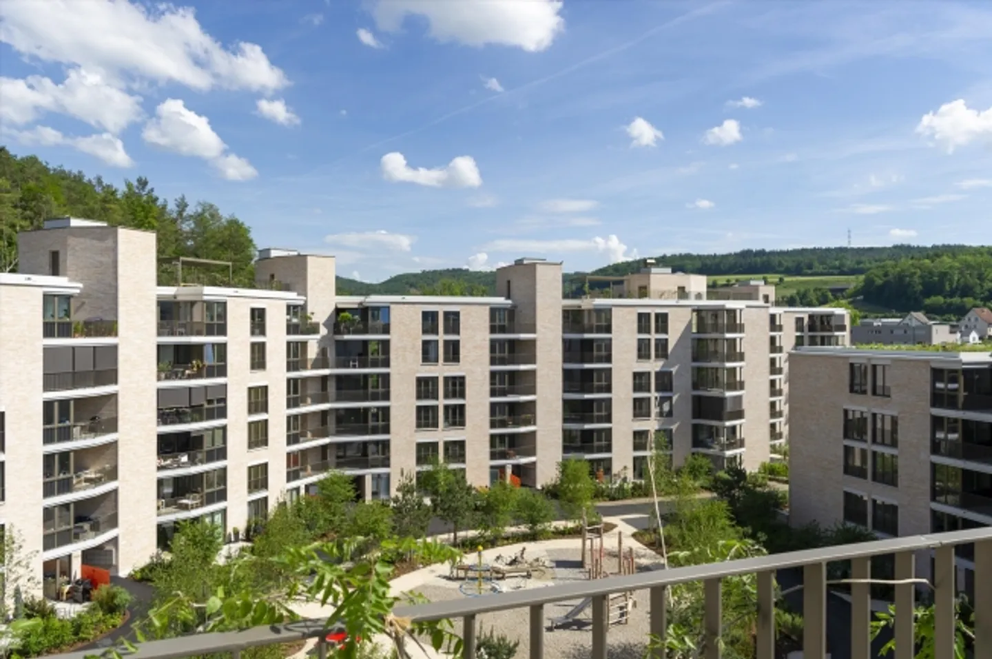 "GRAMMET- just the way you are" - Photo 1 of 6